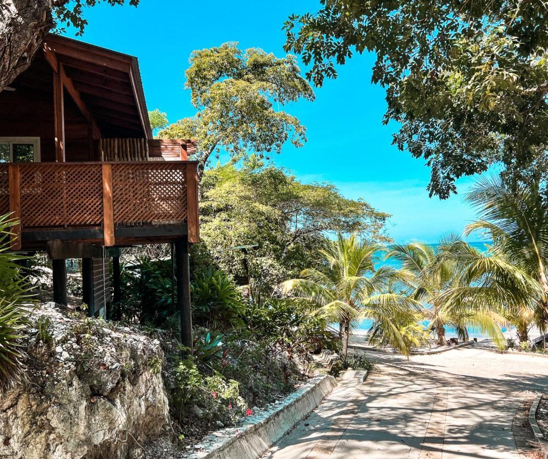 The Resort At Marble Hill Punta Blanca Exteriör bild